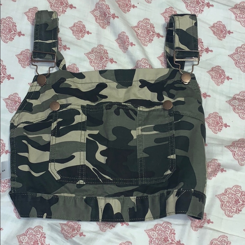 crop top